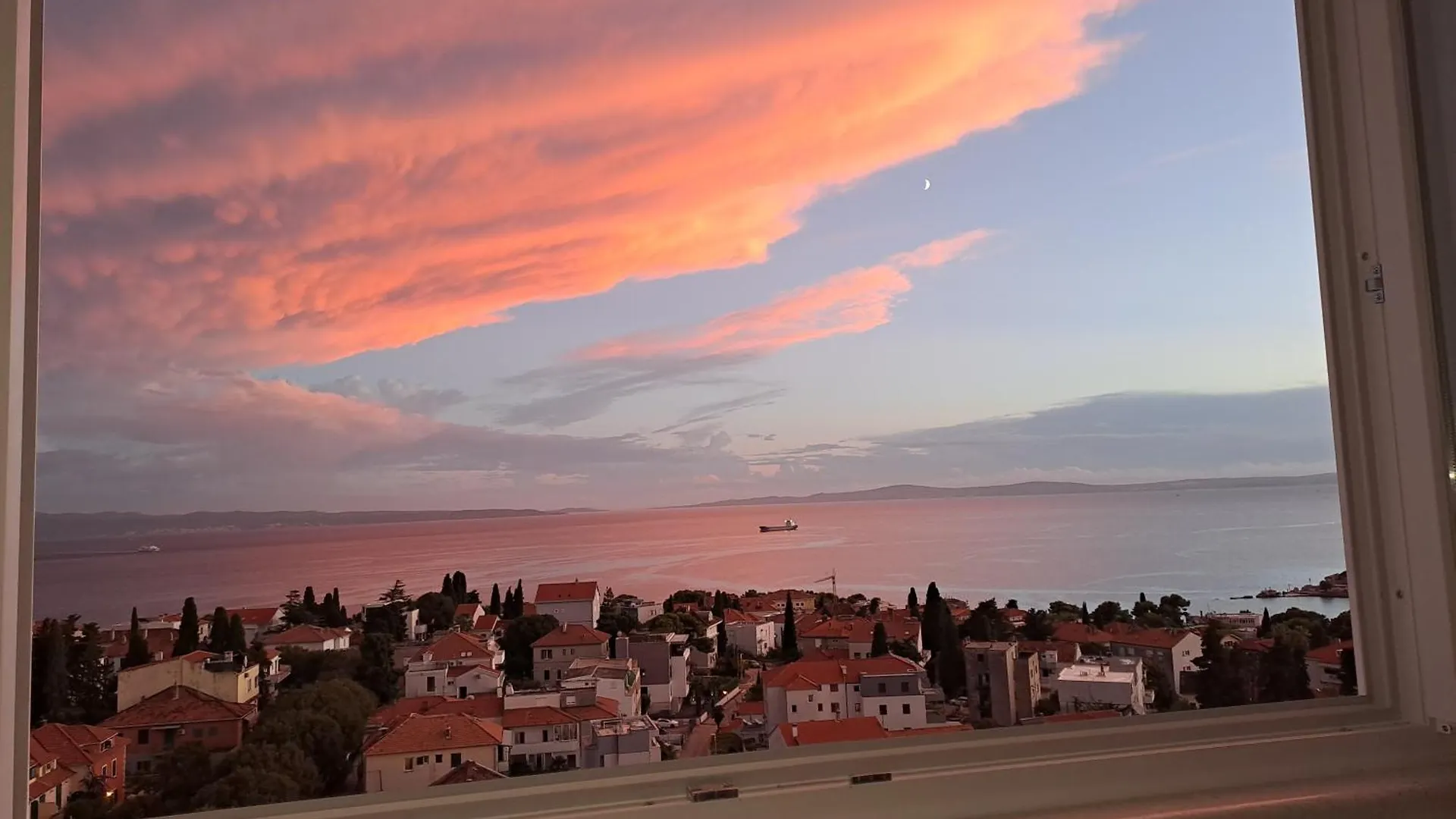 Sea View Apartment 4 You In Split Croatia